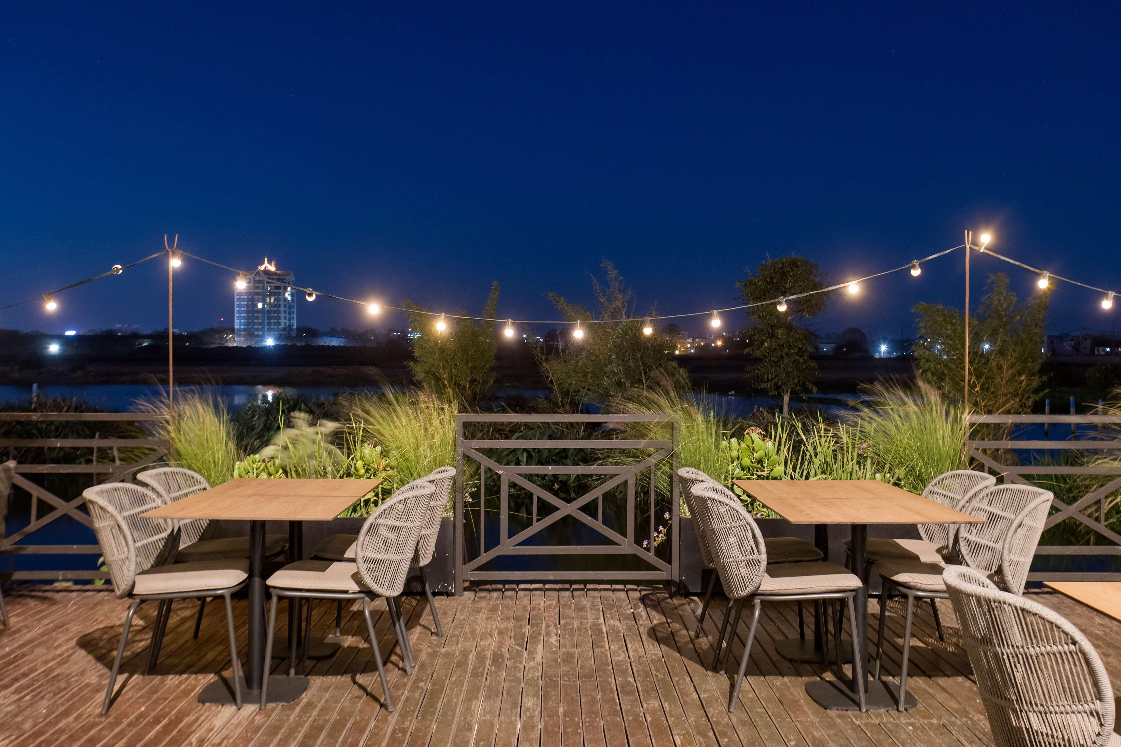 Radisson Blu Hotel Antananarivo Waterfront Buitenkant foto