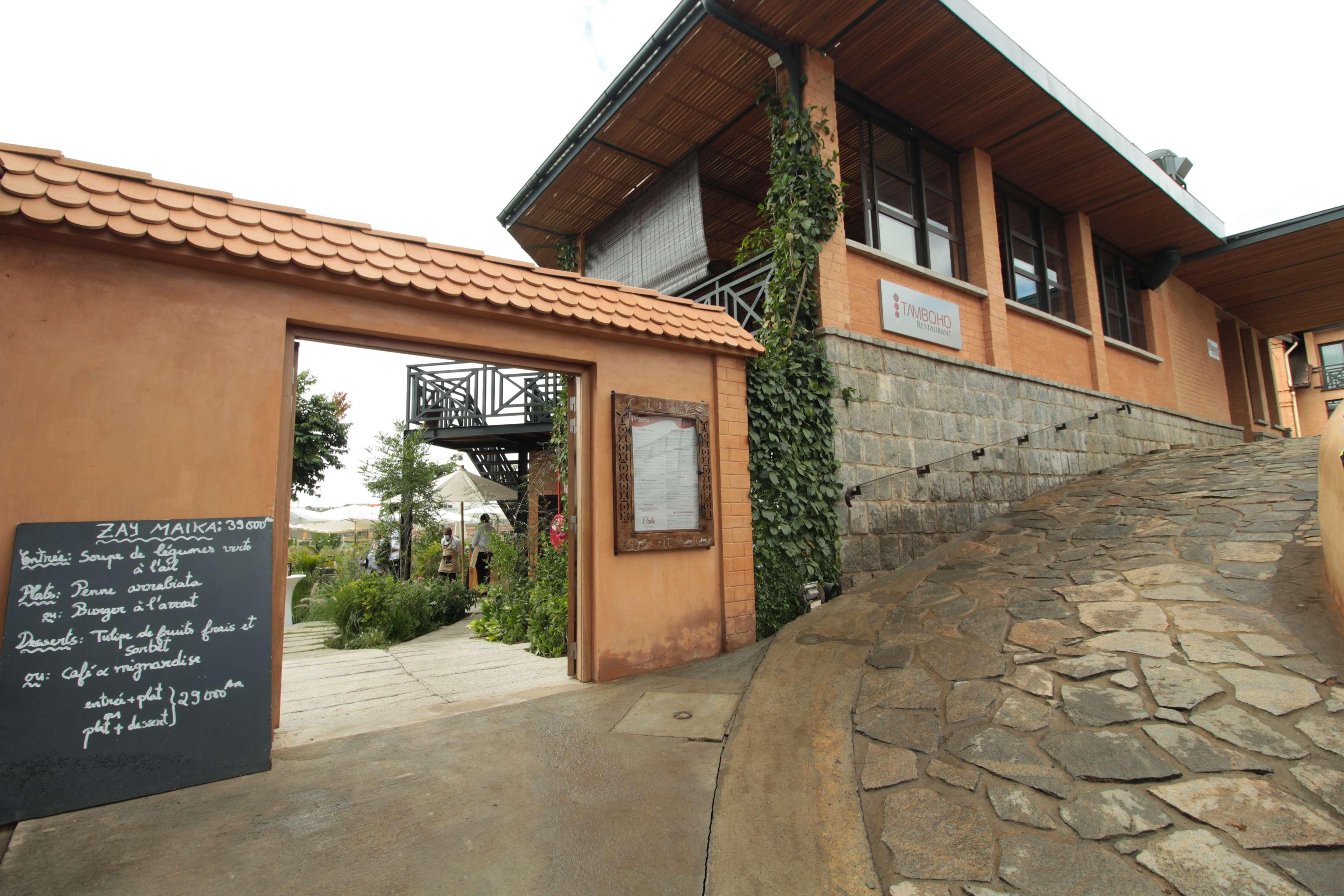 Radisson Blu Hotel Antananarivo Waterfront Buitenkant foto
