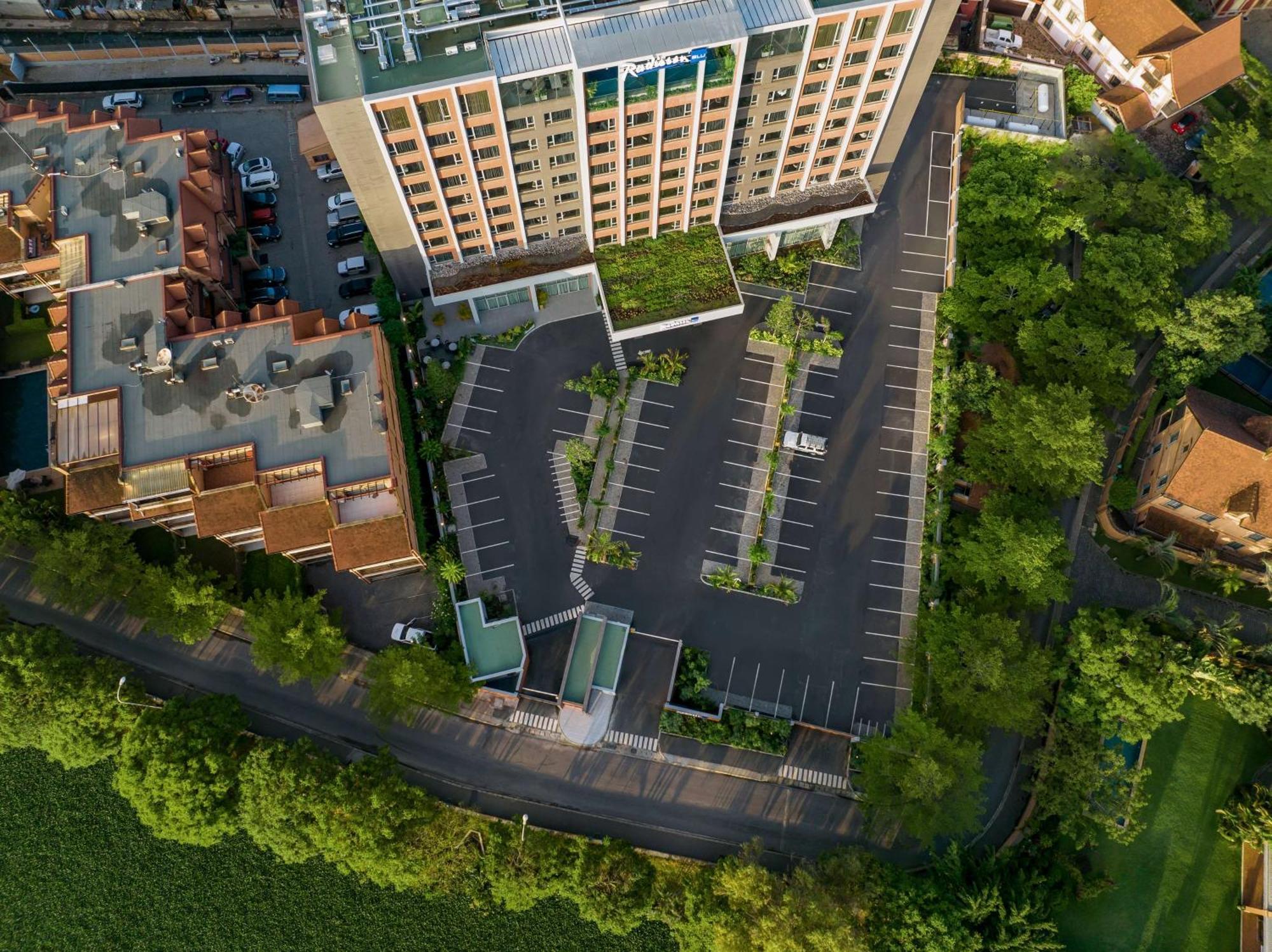 Radisson Blu Hotel Antananarivo Waterfront Buitenkant foto