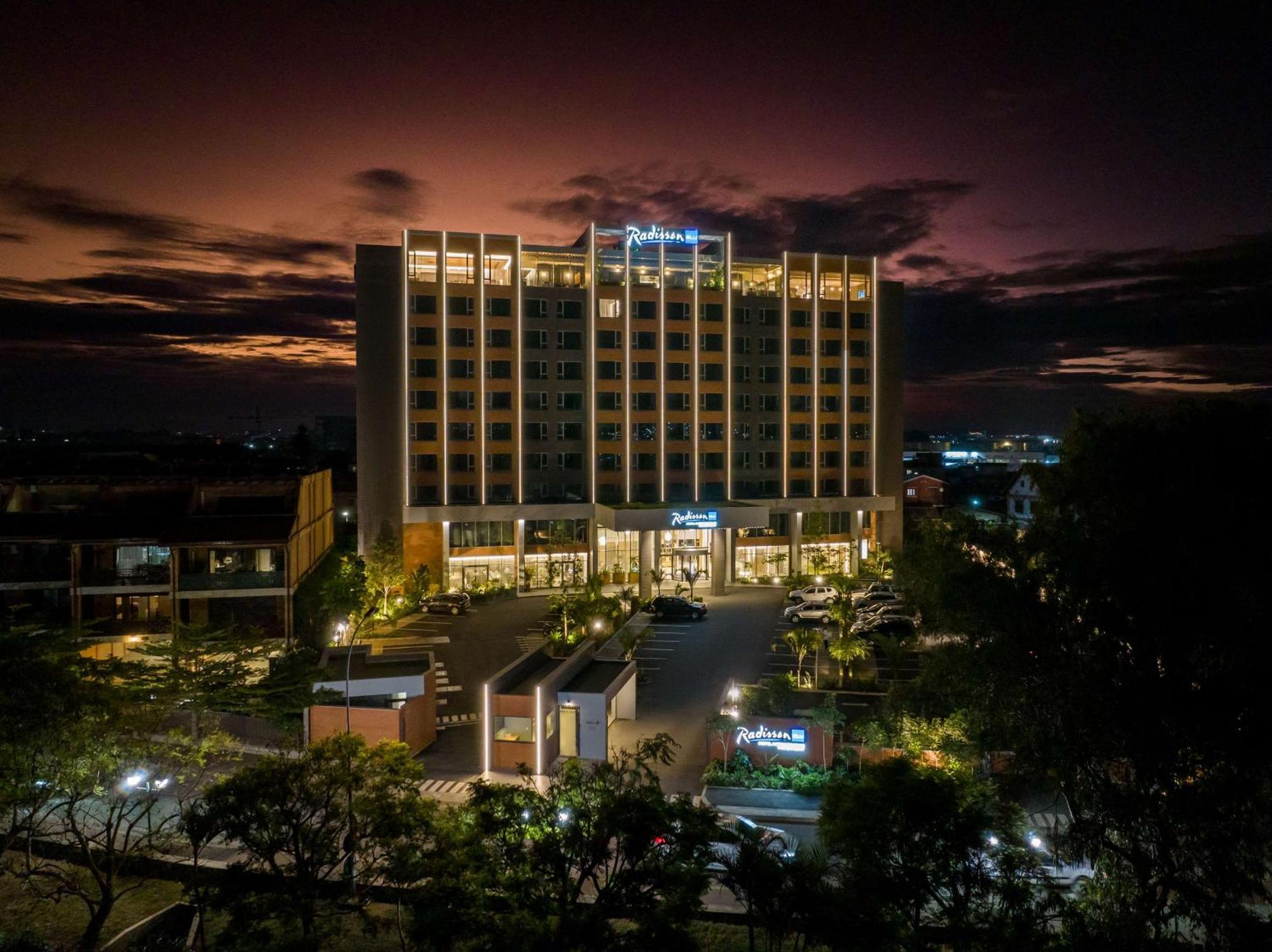 Radisson Blu Hotel Antananarivo Waterfront Buitenkant foto